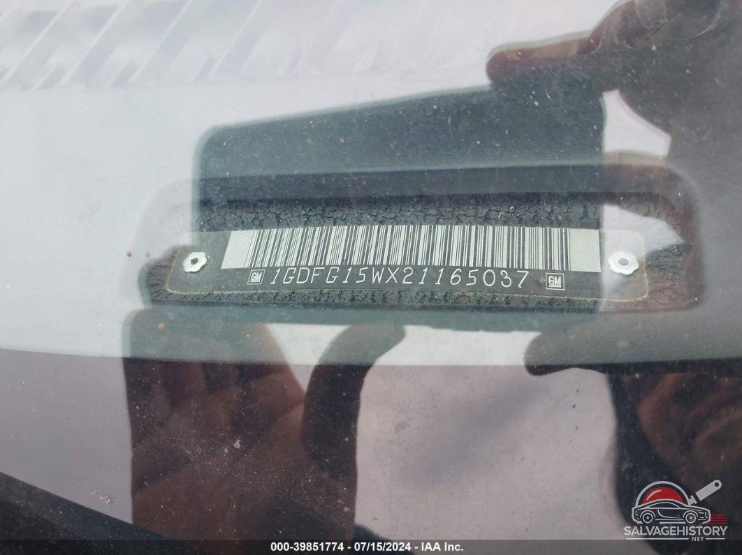 1GDFG15WX21165037 2002 GMC SAVANA photo no. 9