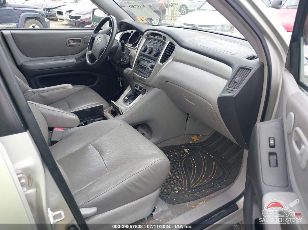 JTEEP21A350093362 2005 TOYOTA HIGHLANDER photo no. 5