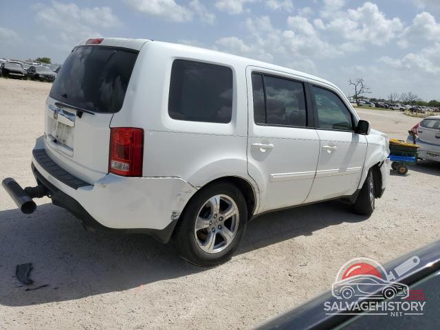 5FNYF3H71FB009787 2015 HONDA PILOT photo no. 3
