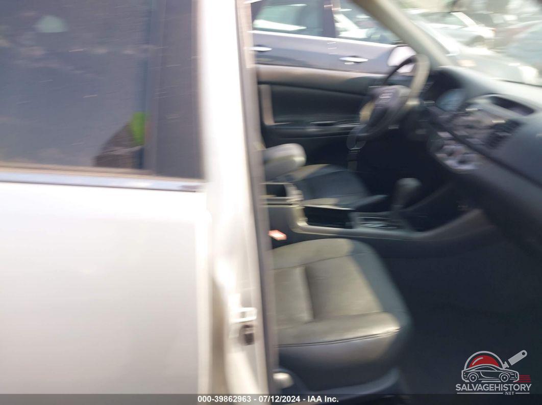 4T1BF32K23U556892 2003 TOYOTA CAMRY photo no. 5