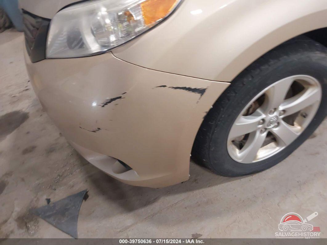 5TDZK3DC0ES514233 2014 TOYOTA SIENNA photo no. 6