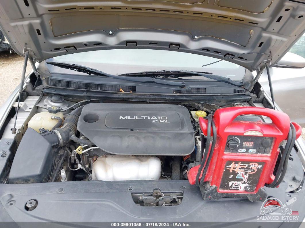1C3CCCAB8FN587117 2015 CHRYSLER 200 photo no. 10