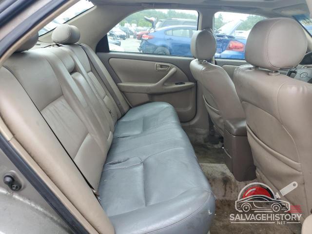 4T1BF28K3YU114602 2000 TOYOTA CAMRY photo no. 10