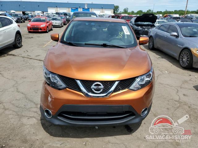 JN1BJ1CP1HW033556 2017 NISSAN ROGUE photo no. 5