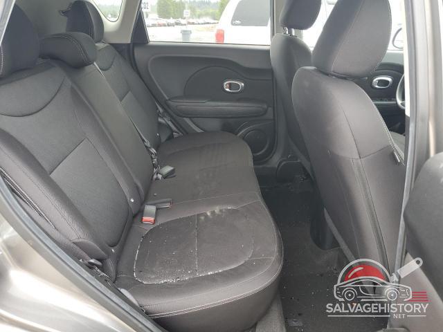 KNDJN2A26F7221524 2015 KIA SOUL photo no. 11