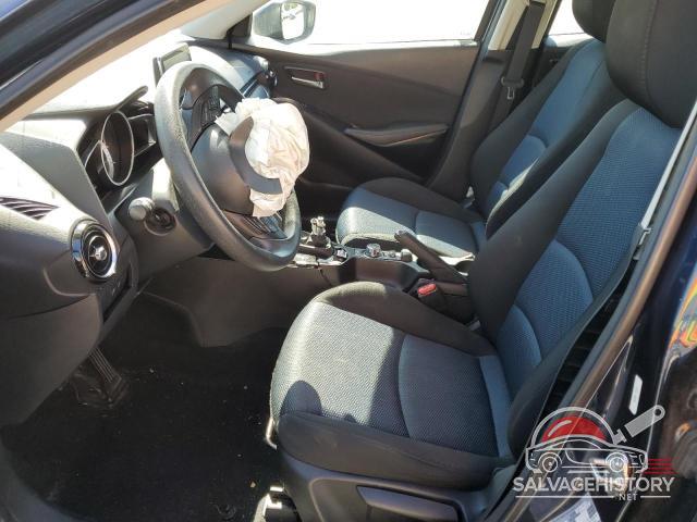 3MYDLBYV6JY322526 2018 TOYOTA YARIS photo no. 7