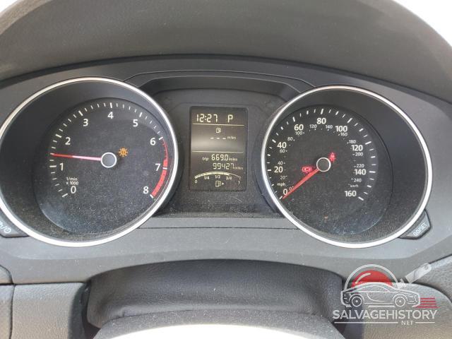 3VW267AJ6GM295083 2016 VOLKSWAGEN JETTA photo no. 9