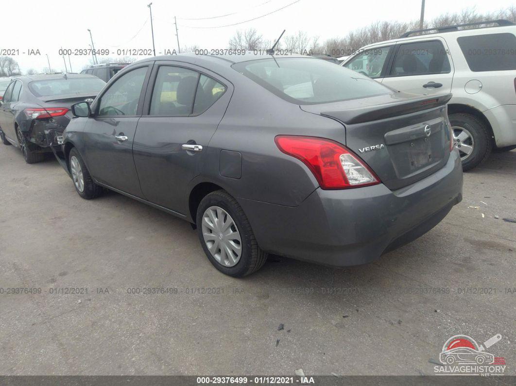 3N1CN7AP8JL839100 2018 NISSAN VERSA SEDAN photo no. 3