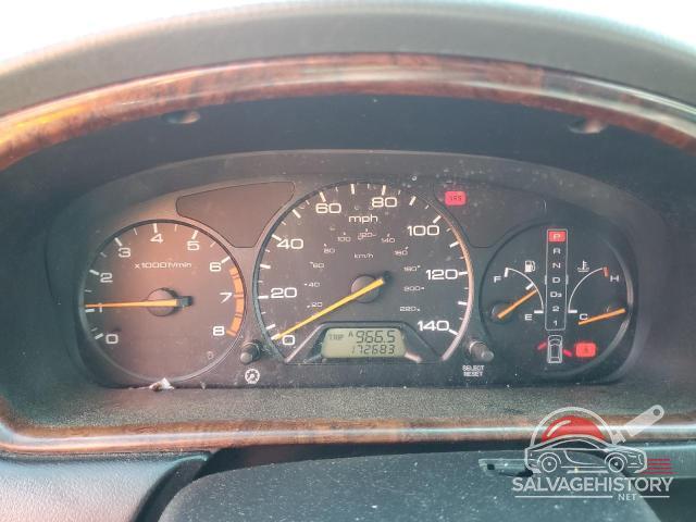 2HKRL18972H585446 2002 HONDA All Models photo no. 9