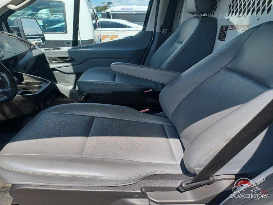 1FTBW3XG4HKA93746 2017 FORD TRANSIT-350 photo no. 9