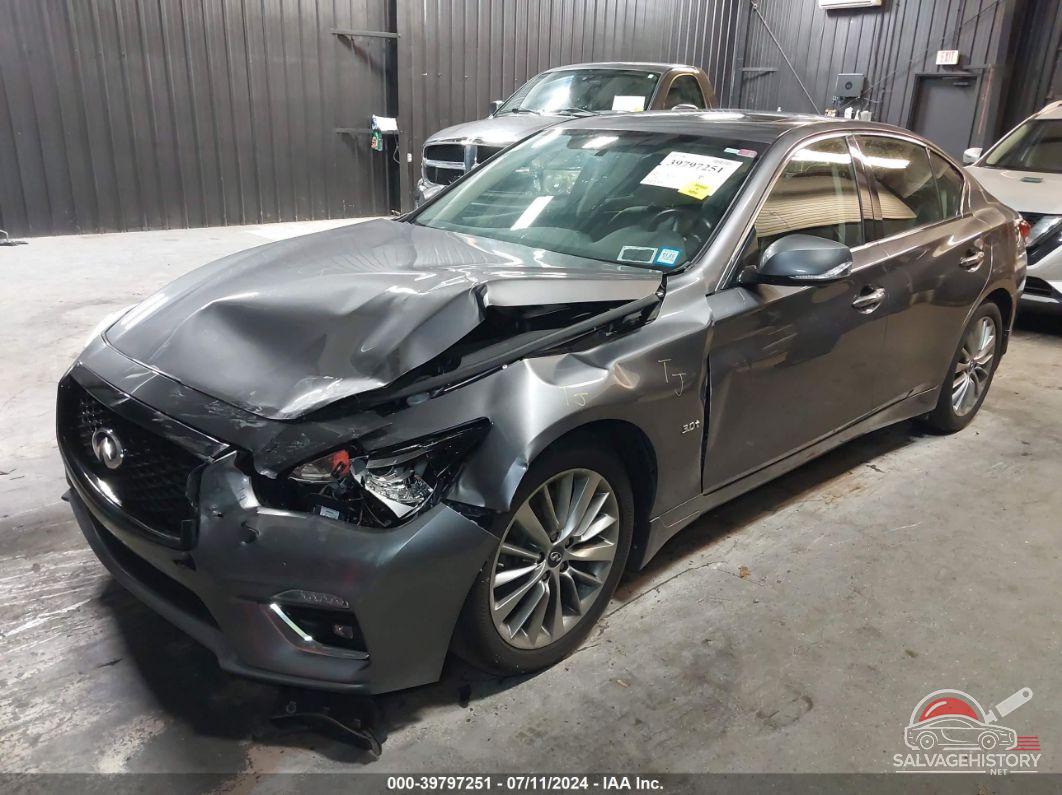 JN1EV7AR5JM612088 2018 INFINITI Q50 photo no. 2