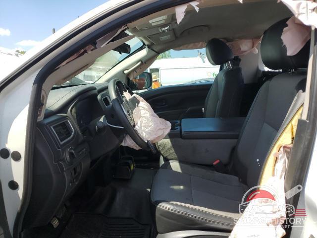 1N6AA1R81HN571122 2017 NISSAN TITAN photo no. 7
