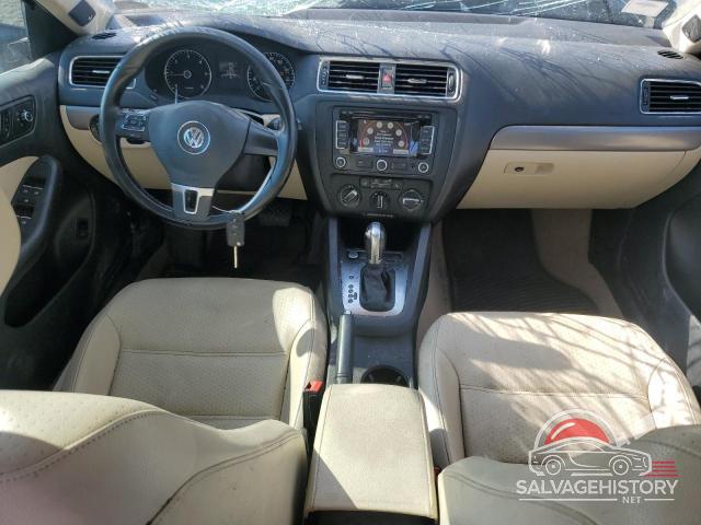 3VWLL7AJ8EM443003 2014 VOLKSWAGEN JETTA photo no. 8