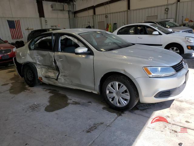 3VWDP7AJ6CM333380 2012 VOLKSWAGEN JETTA photo no. 4