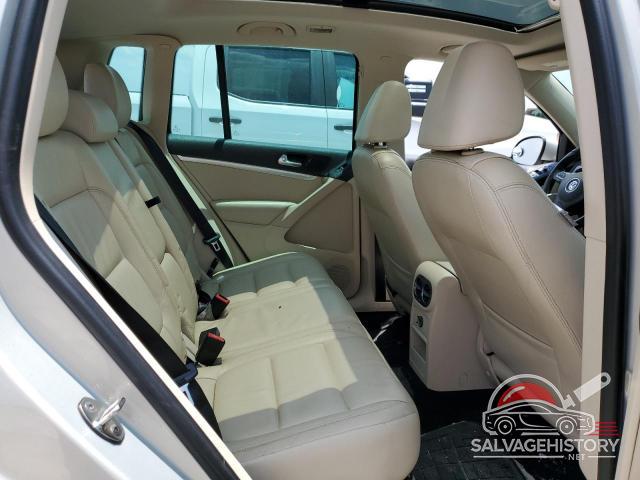 WVGAV7AX3CW555886 2012 VOLKSWAGEN TIGUAN photo no. 10