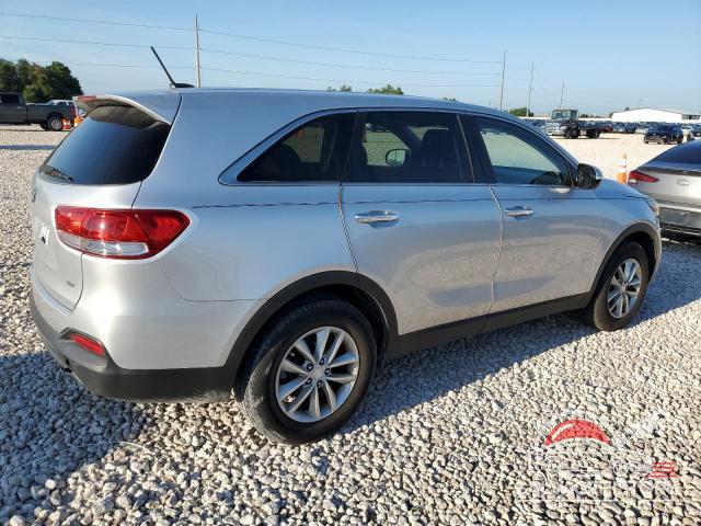 5XYPG4A33HG241440 2017 KIA SORENTO photo no. 3
