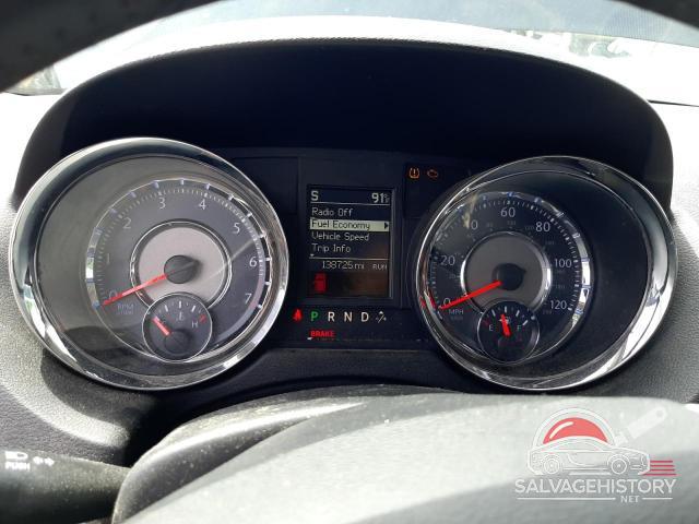 2C4RC1BG1ER303607 2014 CHRYSLER MINIVAN photo no. 9