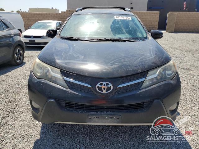 2T3YFREV1EW105255 2014 TOYOTA RAV4 photo no. 5