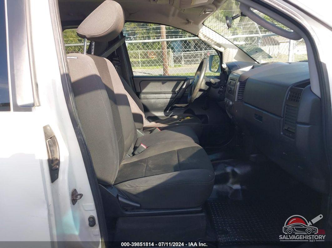 1N6BA0CH5BN314642 2011 NISSAN TITAN photo no. 5