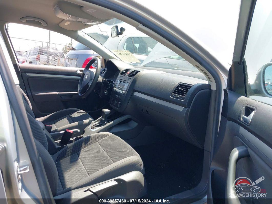 3VWJZ71K18M103730 2008 VOLKSWAGEN JETTA photo no. 5