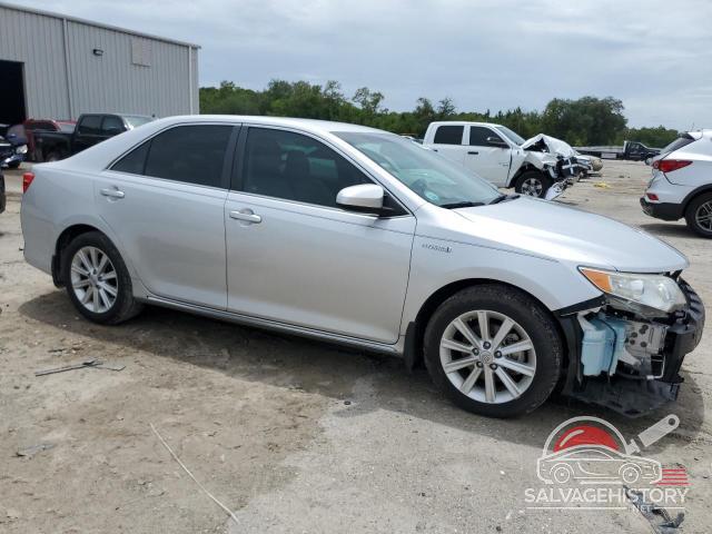 4T1BD1FKXCU027033 2012 TOYOTA CAMRY photo no. 4