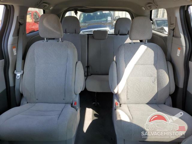 5TDZZ3DC5LS033032 2020 TOYOTA SIENNA photo no. 10