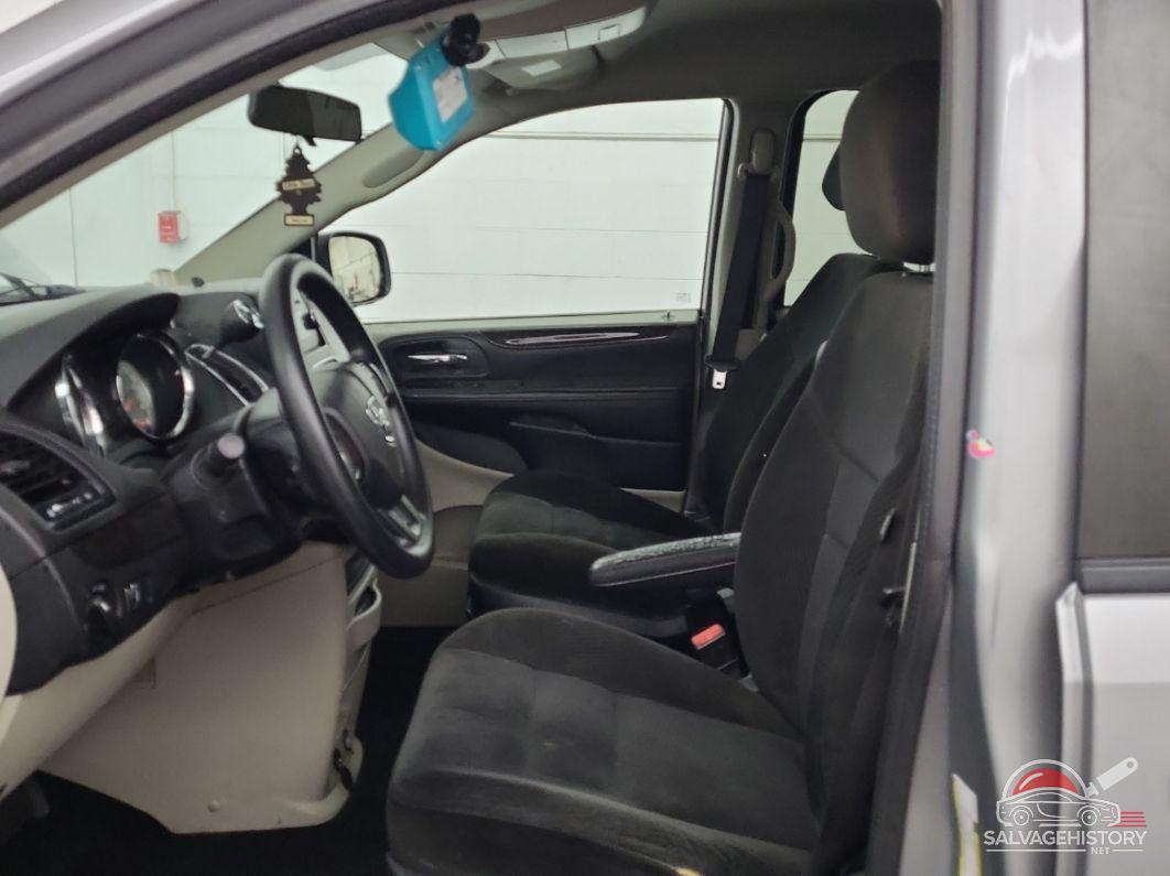 2C4RDGBG5HR607303 2017 DODGE GRAND CARAVAN photo no. 3