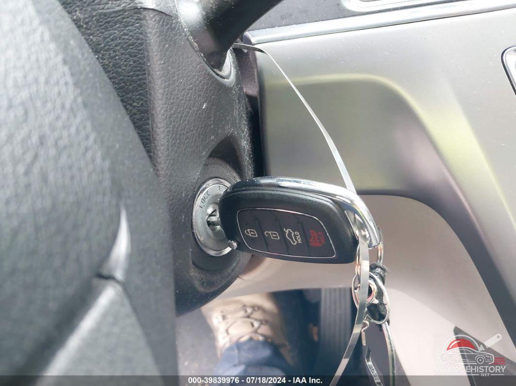 5NPE24AF9FH141686 2015 HYUNDAI SONATA photo no. 11