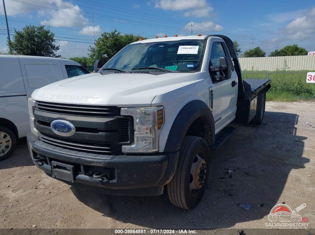 1FDUF5GT3KED70342 2019 FORD F-550 CHASSIS photo no. 2