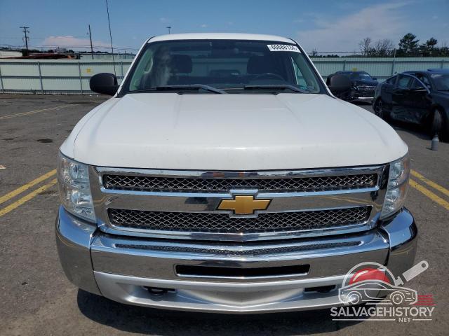 1GCRKSE7XCZ108399 2012 CHEVROLET ALL Models photo no. 5