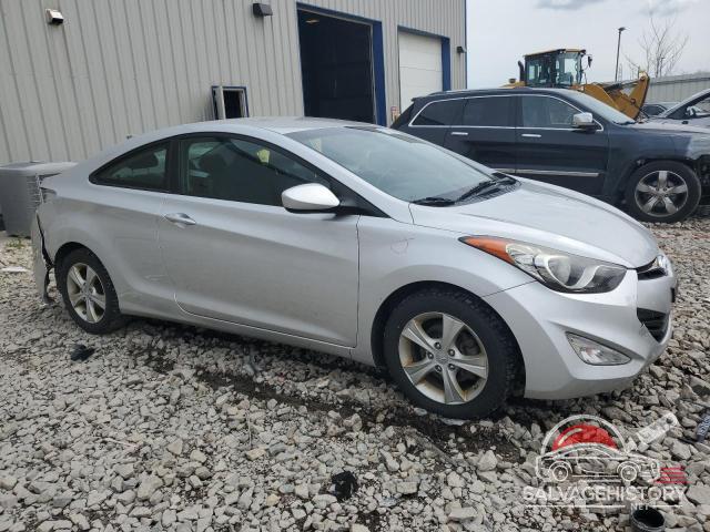 KMHDH6AE9DU008843 2013 HYUNDAI ELANTRA photo no. 4