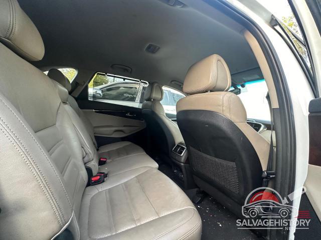 5XYPH4A59GG092755 2016 KIA SORENTO photo no. 6