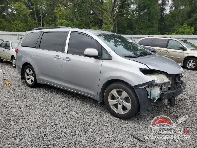 5TDKK3DCXFS554001 2015 TOYOTA All Models photo no. 4