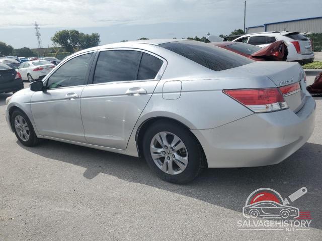 1HGCP2F62CA103744 2012 HONDA ACCORD photo no. 2