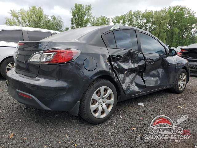 JM1BL1UF6B1372802 2011 MAZDA 3 photo no. 3