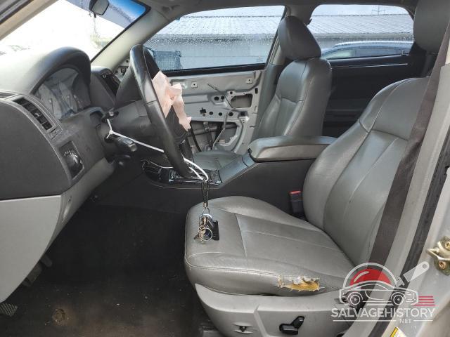 2C3JA53G75H500669 2005 CHRYSLER 300 photo no. 7