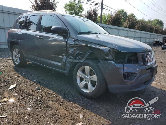 1C4NJDBB3GD639663 2016 JEEP COMPASS photo no. 4