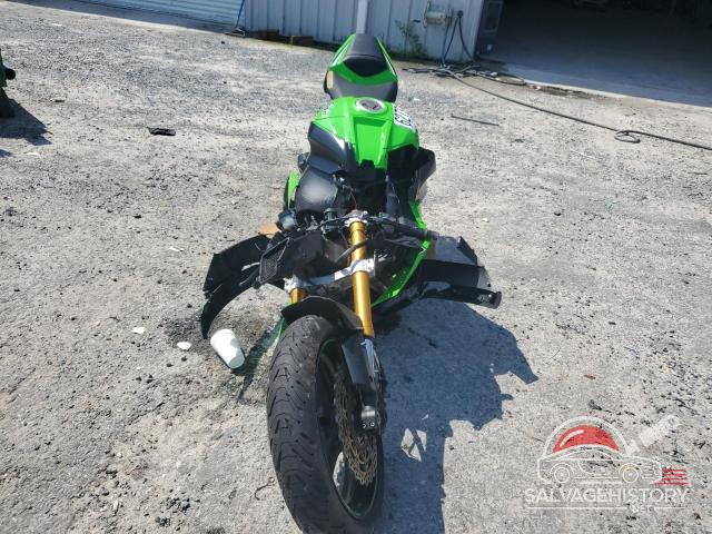 JKAZXCJ19EA020853 2014 KAWASAKI ZX1000 J photo no. 2
