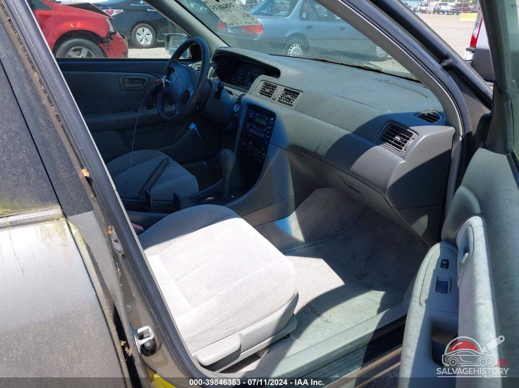 JT2BF28K0X0198476 1999 TOYOTA CAMRY photo no. 5