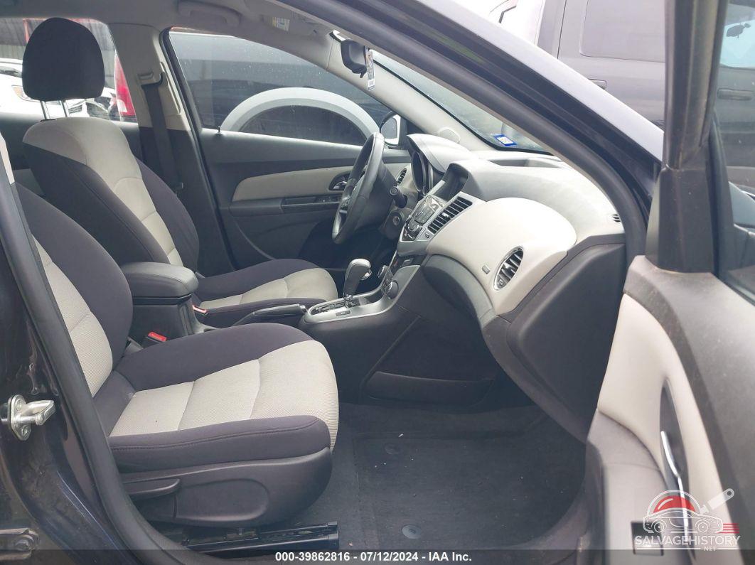 1G1PA5SH5E7189084 2014 CHEVROLET CRUZE photo no. 5