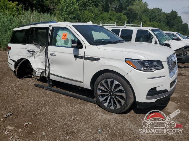 5LMJJ2LG0PEL03517 2023 LINCOLN NAVIGATOR photo no. 4
