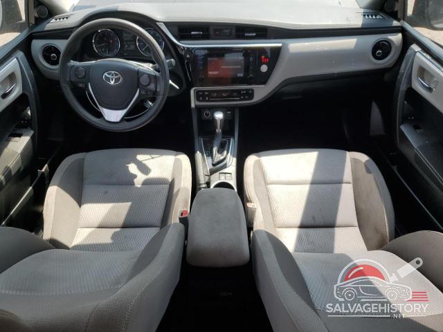 5YFBURHE7JP846053 2018 TOYOTA COROLLA photo no. 8