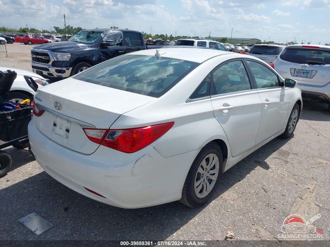 5NPEB4AC2CH353346 2012 HYUNDAI SONATA photo no. 4