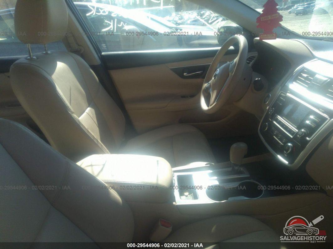 1N4AL3AP1HN318951 2017 NISSAN ALTIMA photo no. 5