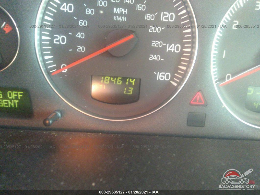 YV1CY592951217470 2005 VOLVO XC90 photo no. 7