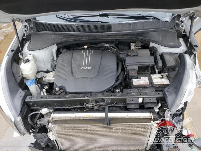5XYPGDA54JG374117 2018 KIA SORENTO photo no. 12