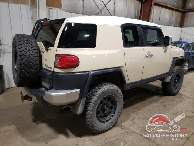 JTEBU11F98K056360 2008 TOYOTA FJ CRUISER photo no. 3