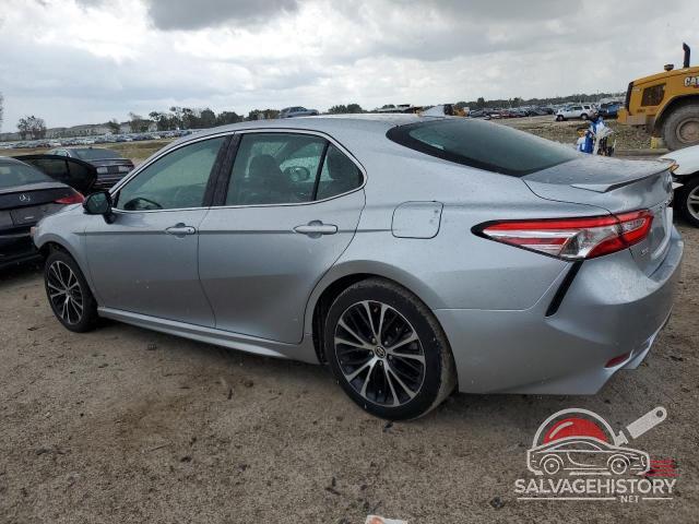 4T1G11AK8LU357419 2020 TOYOTA CAMRY photo no. 2