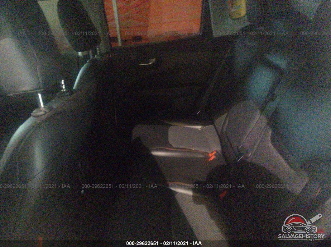 3C4NJDDB8LT166781 2020 JEEP COMPASS photo no. 8