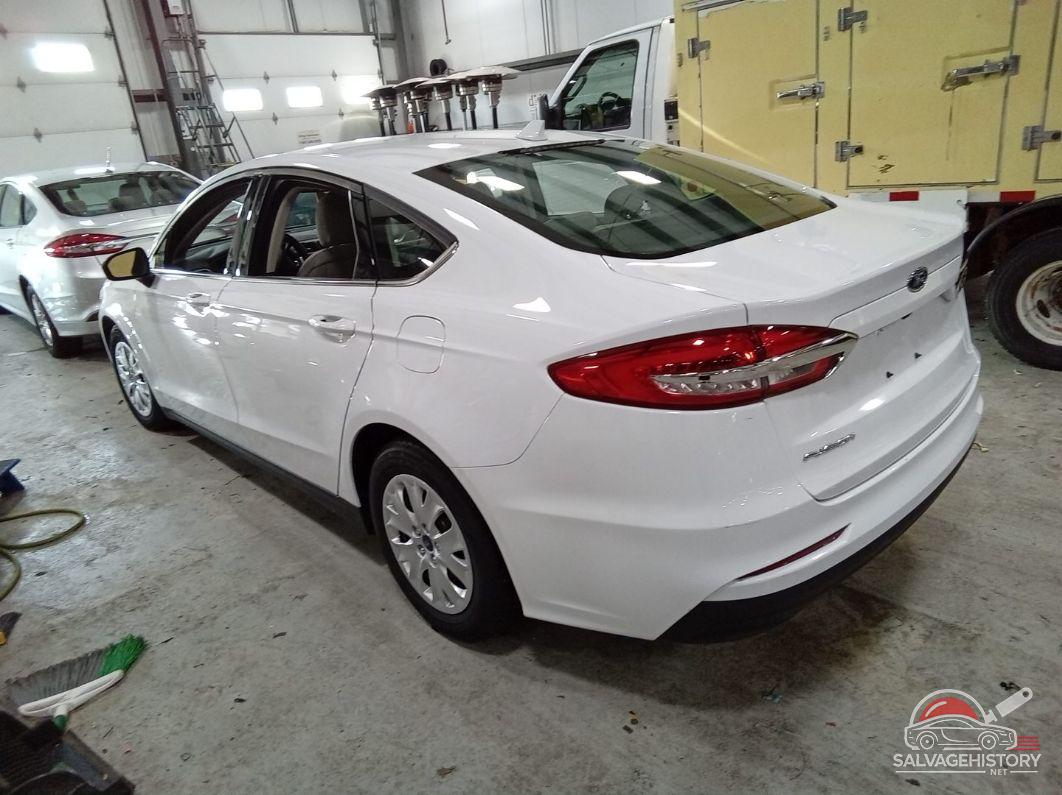 3FA6P0G72LR203975 2020 FORD FUSION photo no. 4